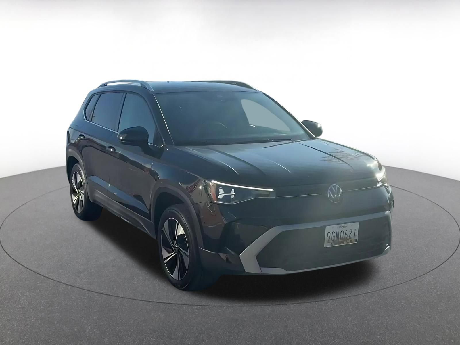 Thumbnail: 2025 Volkswagen Taos - 3