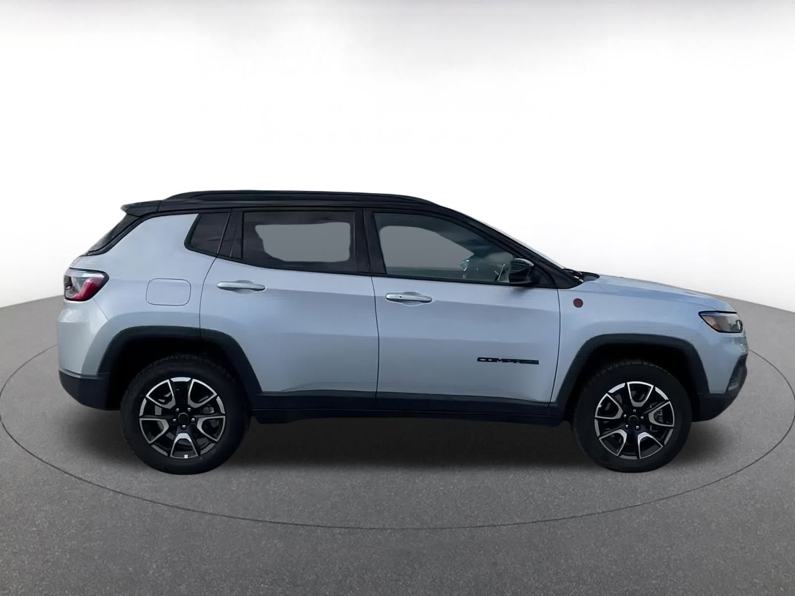 Thumbnail: 2025 Jeep Compass - 16