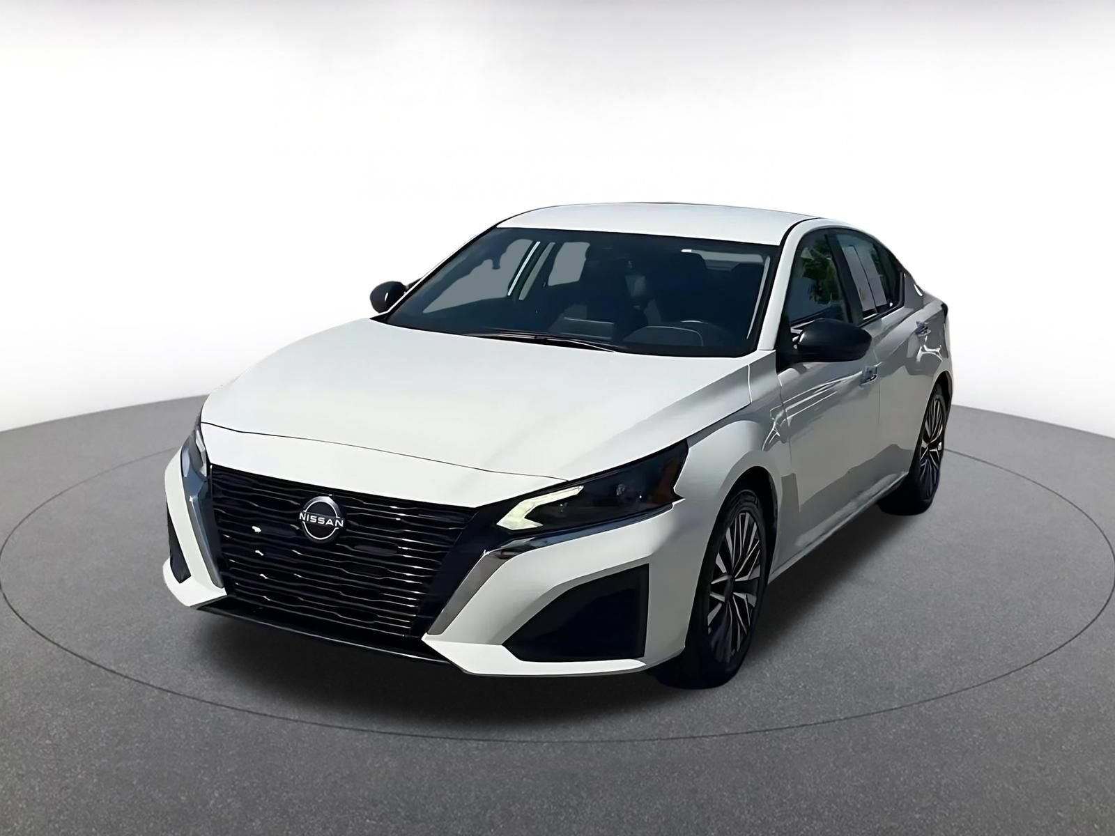 Thumbnail: 2025 Nissan Altima - 7