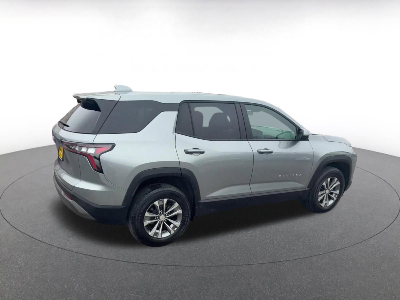 Thumbnail: 2025 Chevrolet Equinox - 14