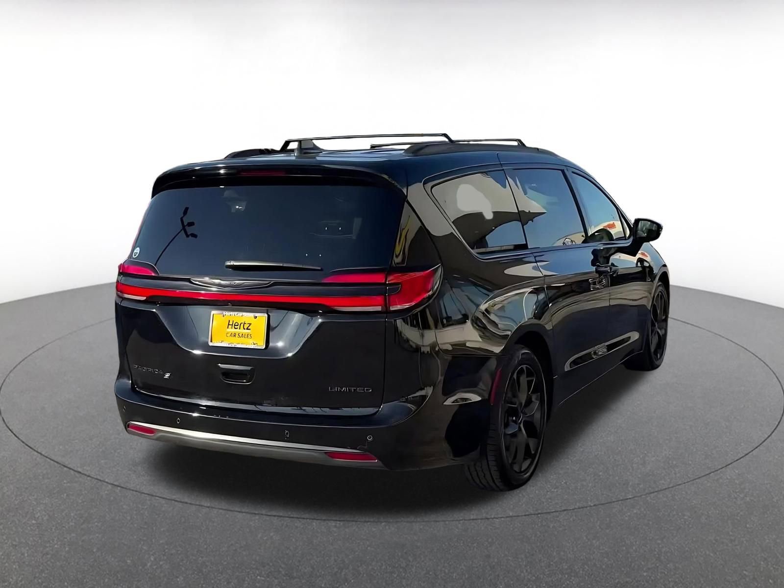 Thumbnail: 2025 Chrysler Pacifica - 14