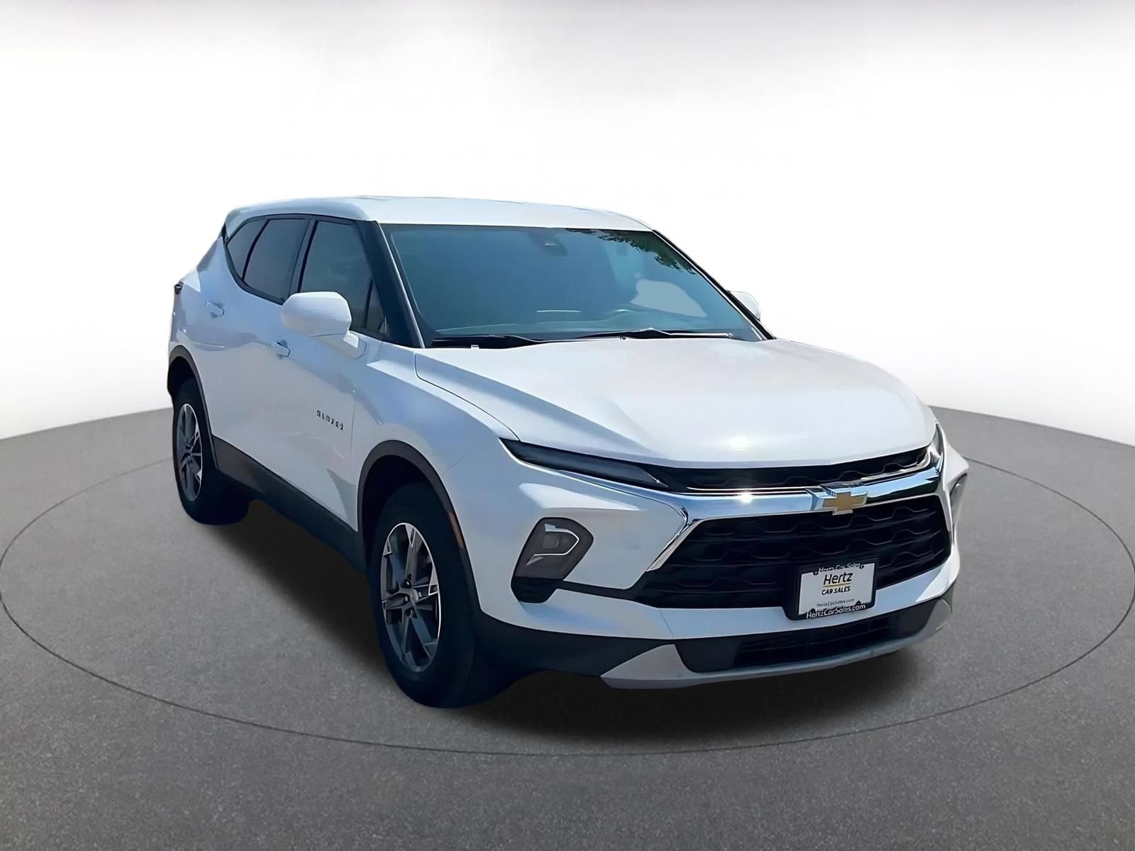 Thumbnail: 2025 Chevrolet Blazer - 3