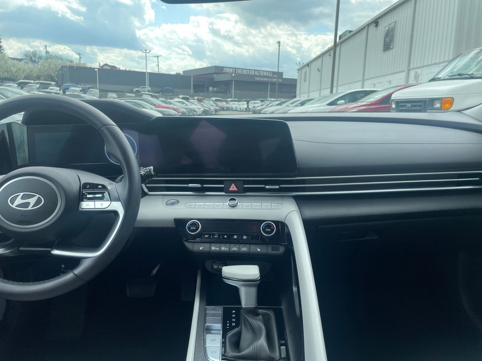 Thumbnail: 2025 Hyundai Elantra - 34