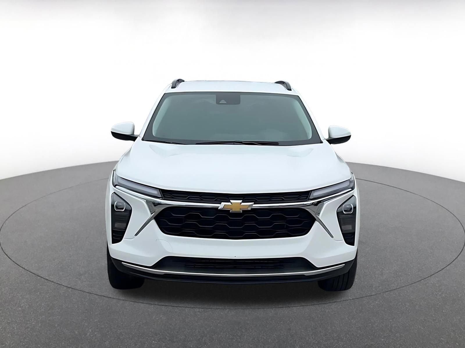 Thumbnail: 2025 Chevrolet Trax - 4