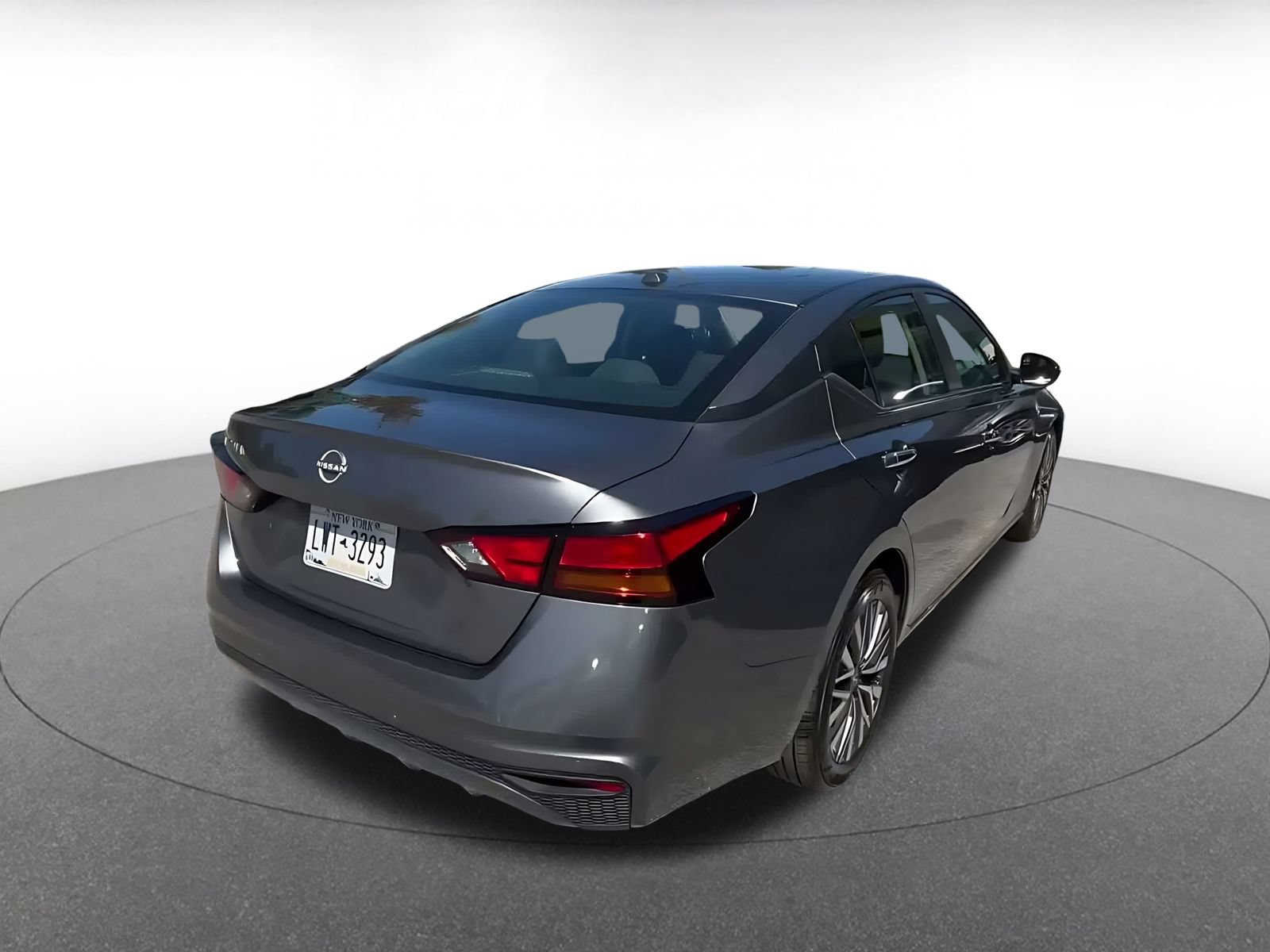 Thumbnail: 2025 Nissan Altima - 14