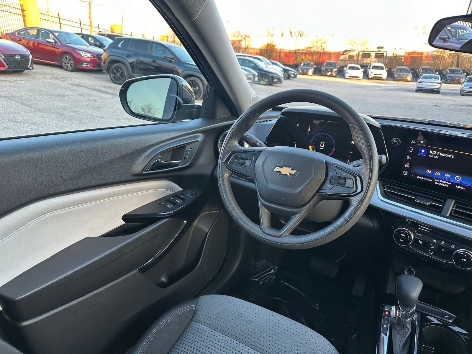 Thumbnail: 2025 Chevrolet Trax - 32