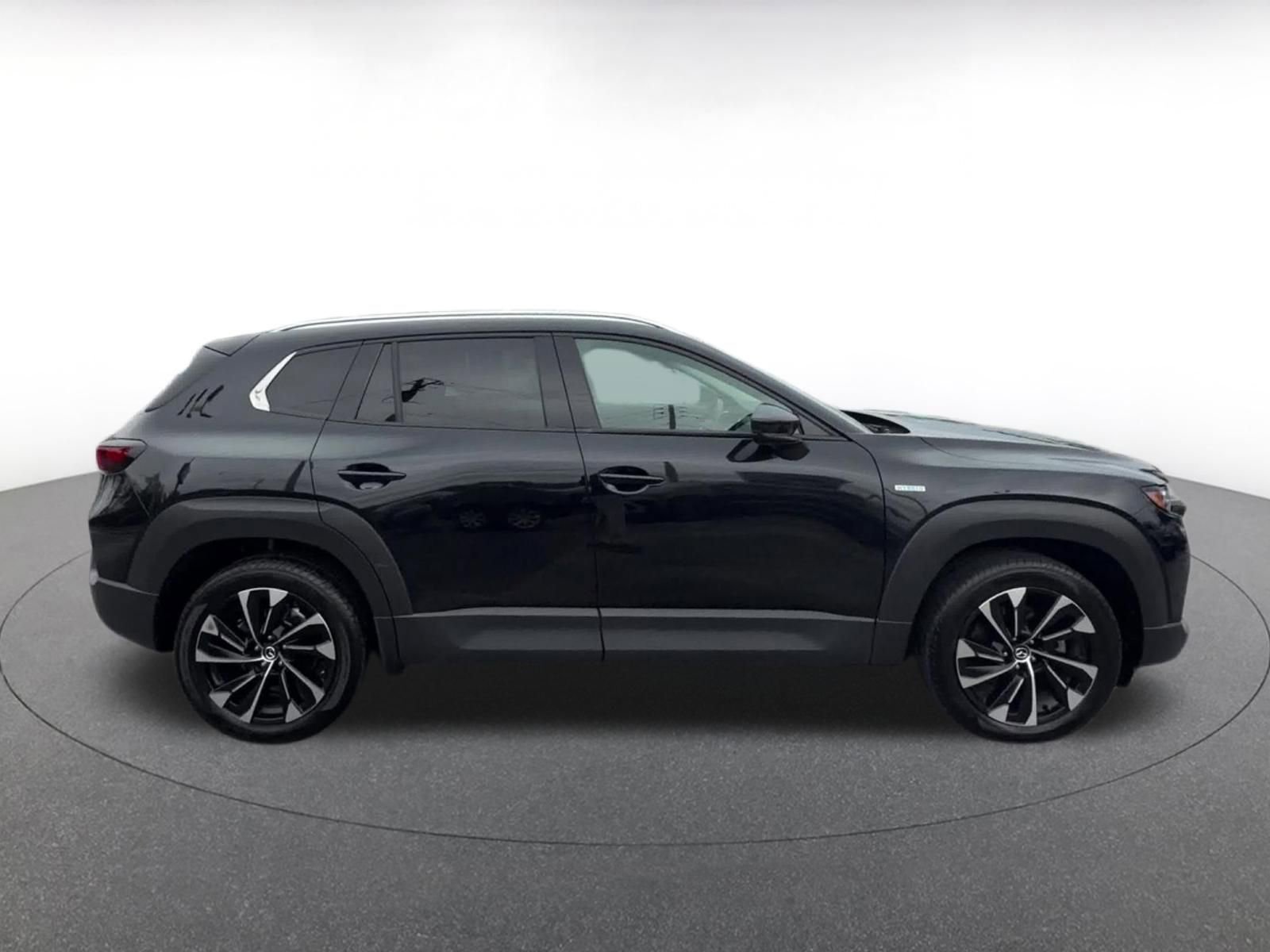 Thumbnail: 2025 Mazda CX-50 - 16