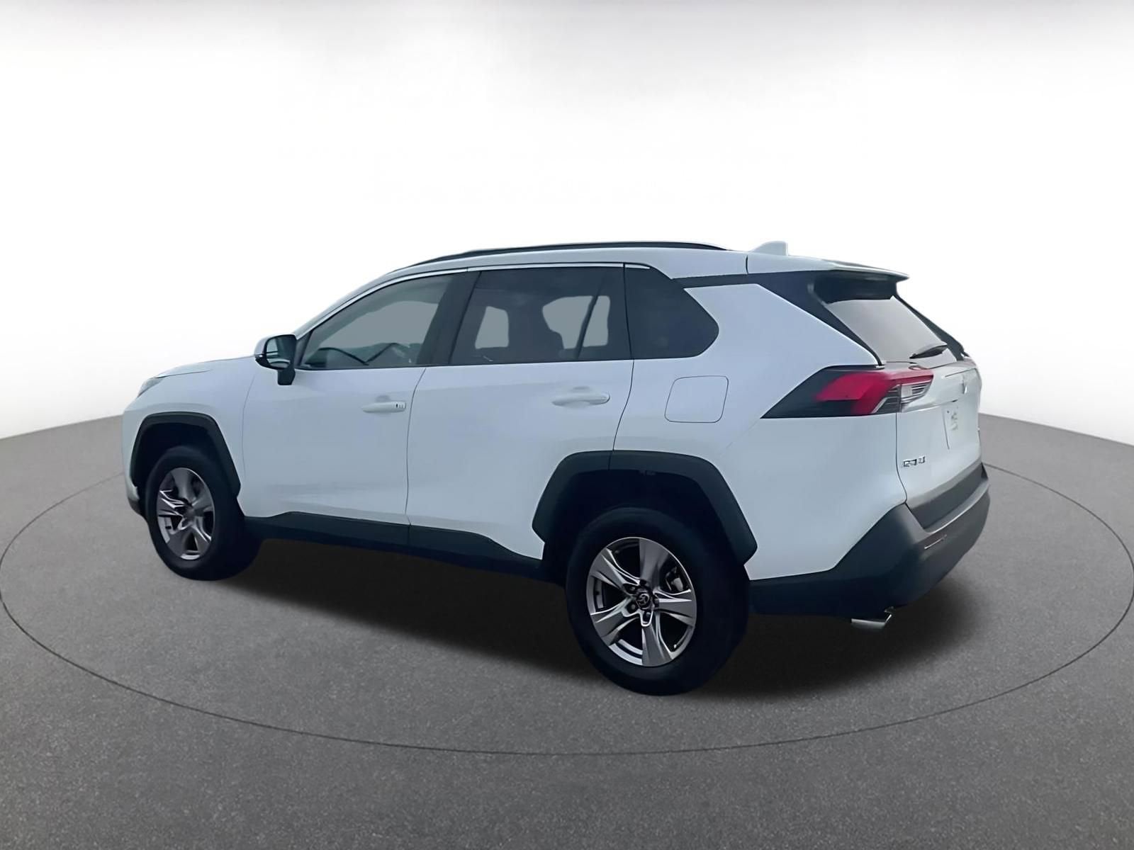 Thumbnail: 2025 Toyota RAV4 - 10