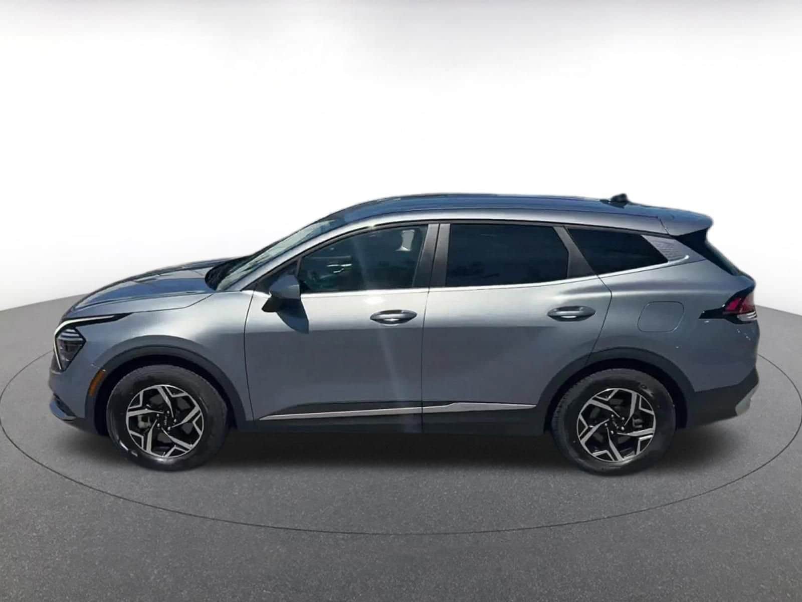 Thumbnail: 2025 Kia Sportage - 9