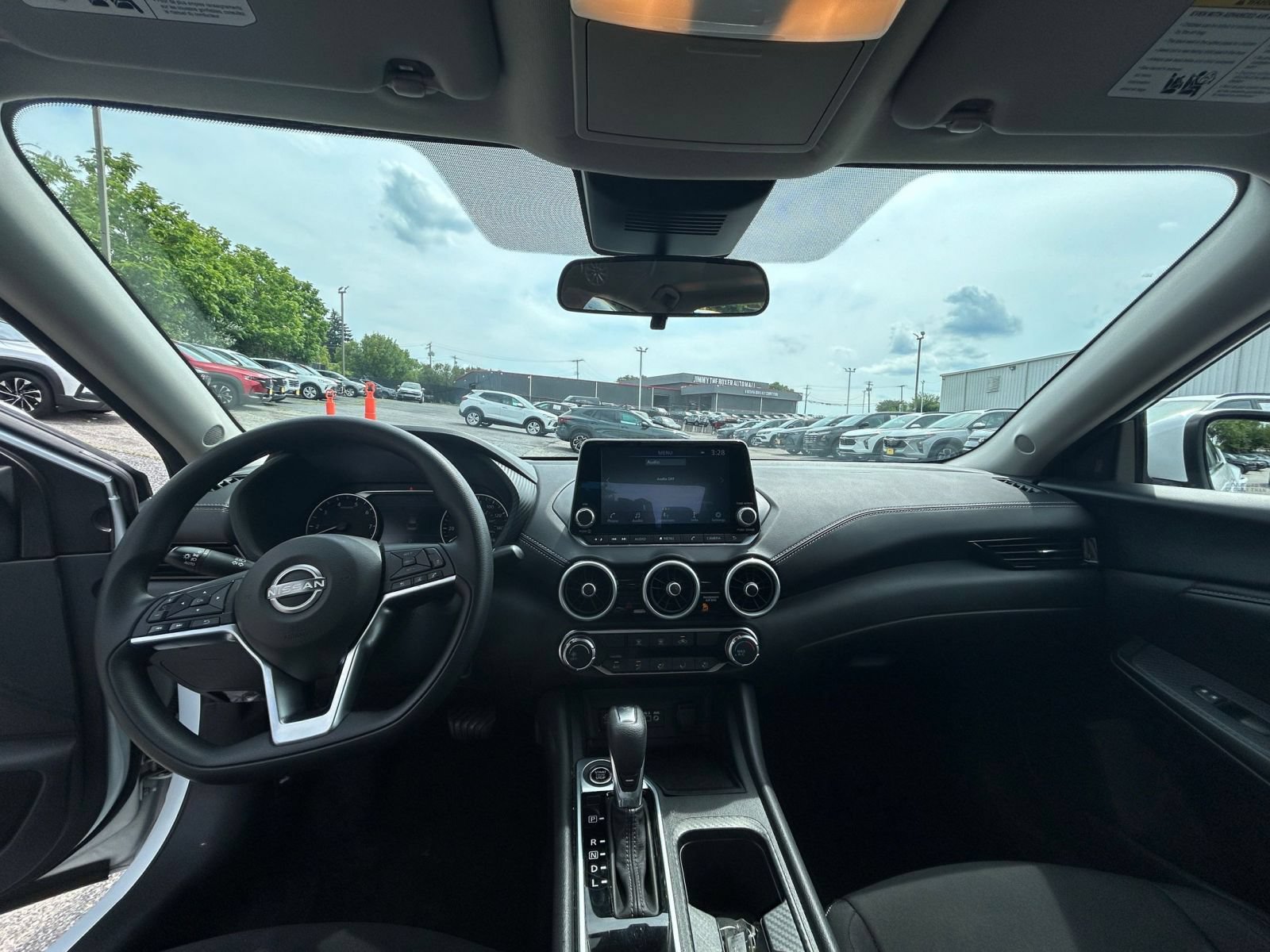 Thumbnail: 2025 Nissan Sentra - 28