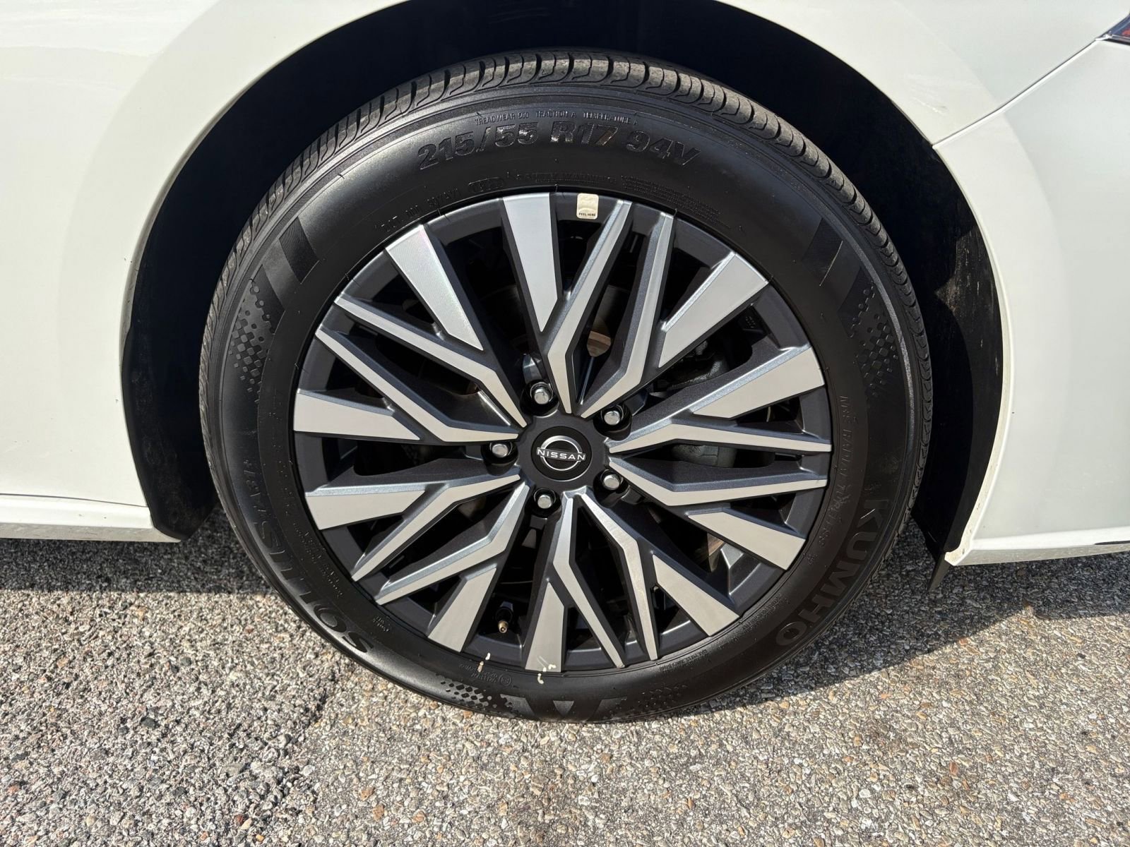 Thumbnail: 2025 Nissan Altima - 30