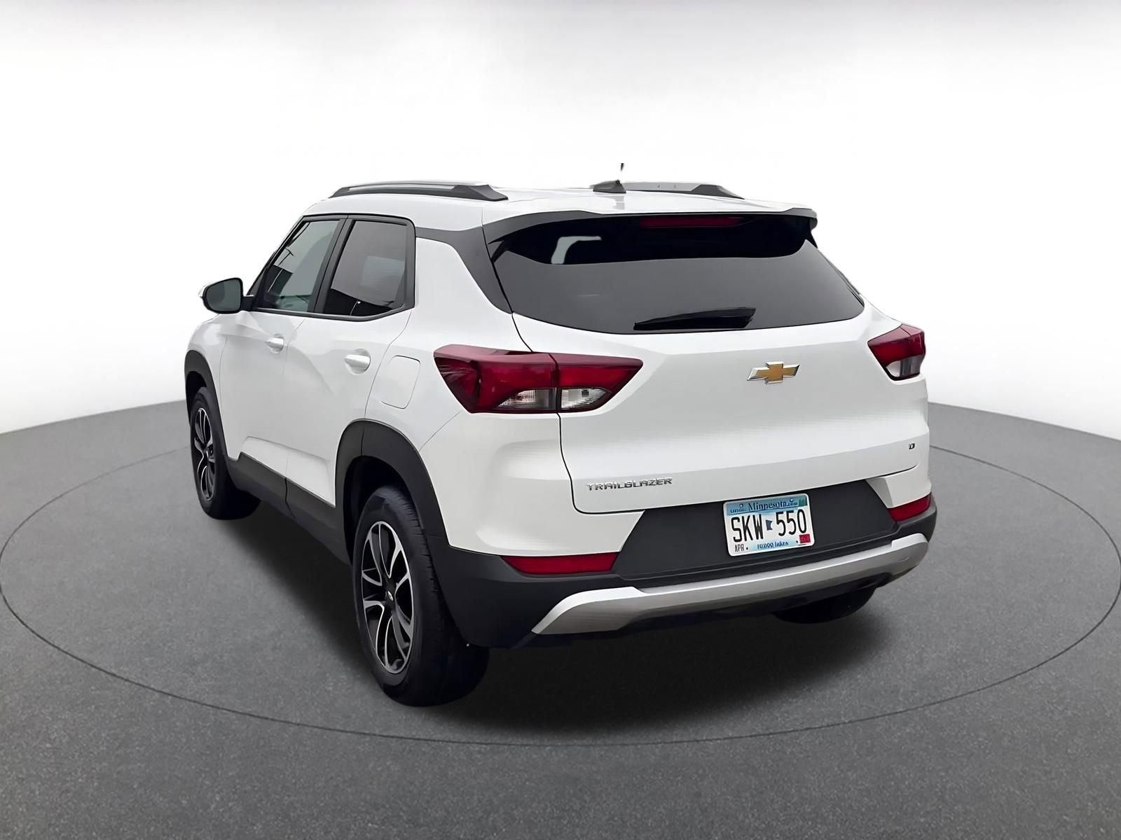 Thumbnail: 2025 Chevrolet TrailBlazer - 11