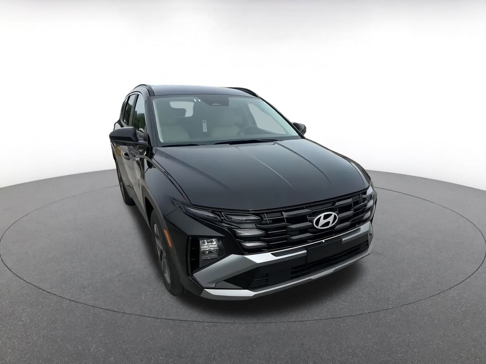 Thumbnail: 2025 Hyundai Tucson - 3