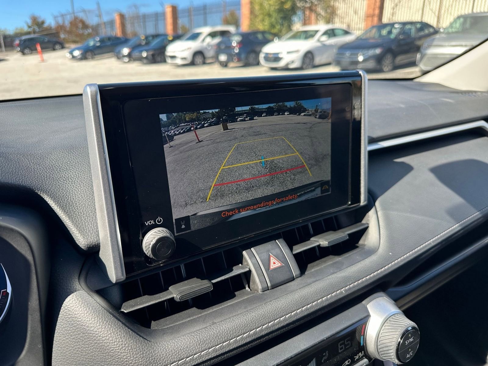 Thumbnail: 2025 Toyota RAV4 - 17