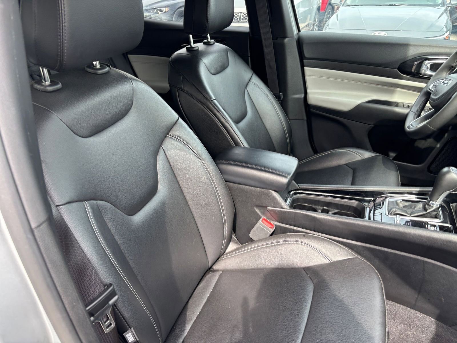 Thumbnail: 2025 Jeep Compass - 31