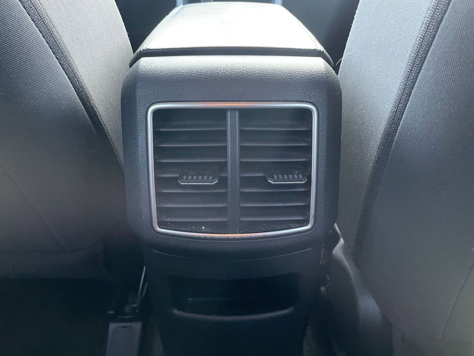 Thumbnail: 2023 Kia Sportage - 23