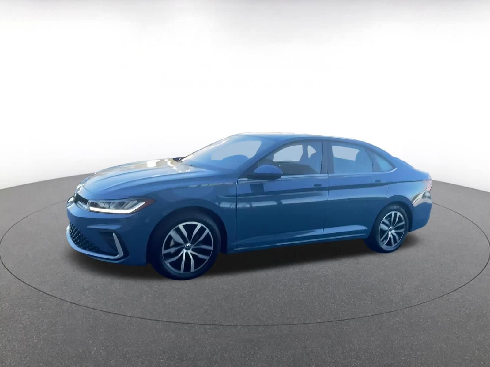 Thumbnail: 2025 Volkswagen Jetta - 9