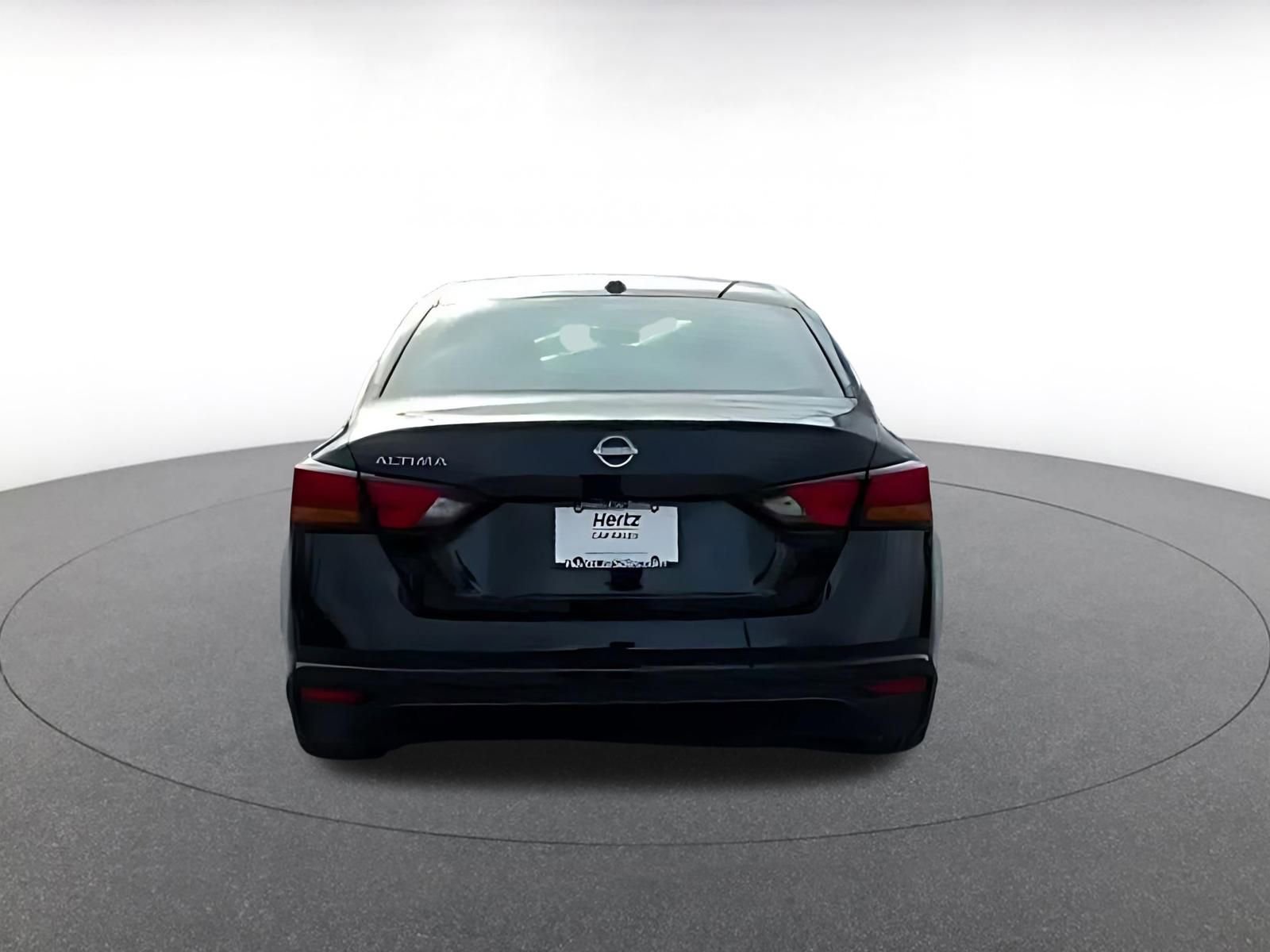 Thumbnail: 2025 Nissan Altima - 12