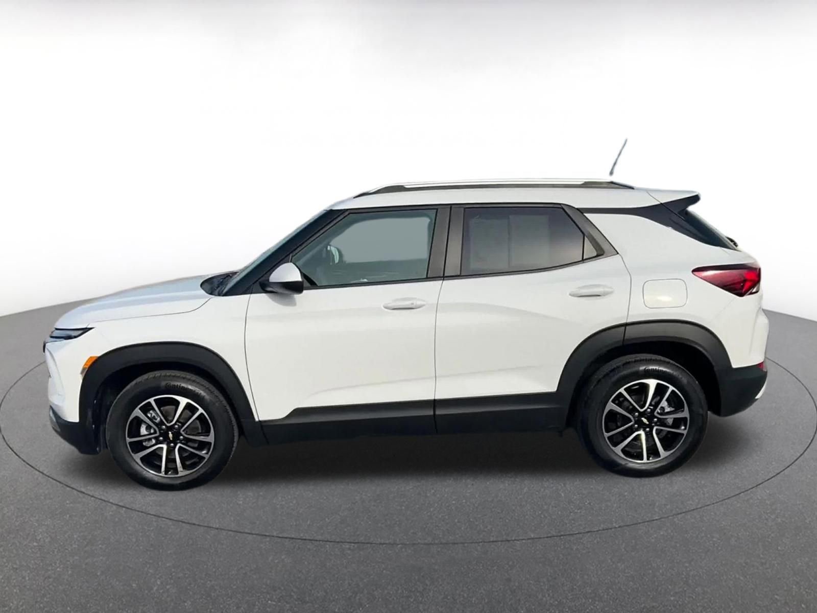 Thumbnail: 2025 Chevrolet TrailBlazer - 9