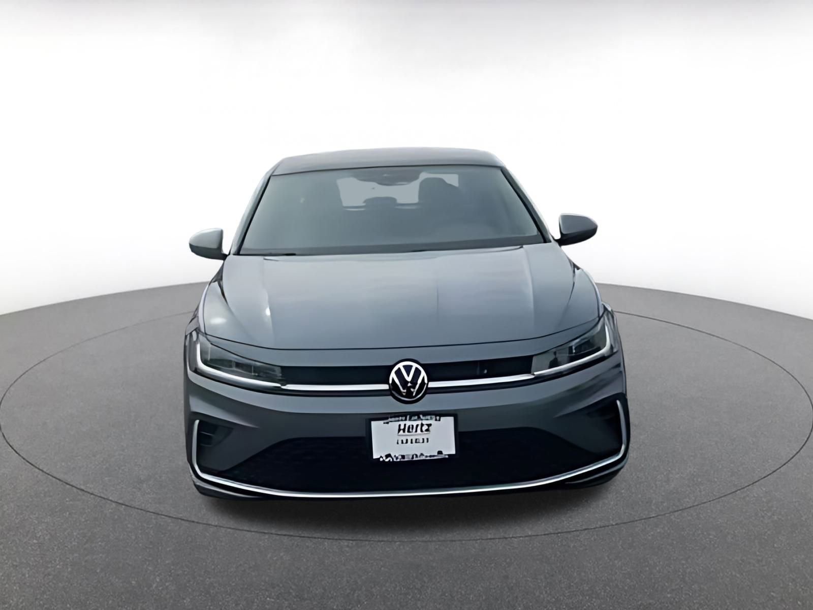 Thumbnail: 2025 Volkswagen Jetta - 16