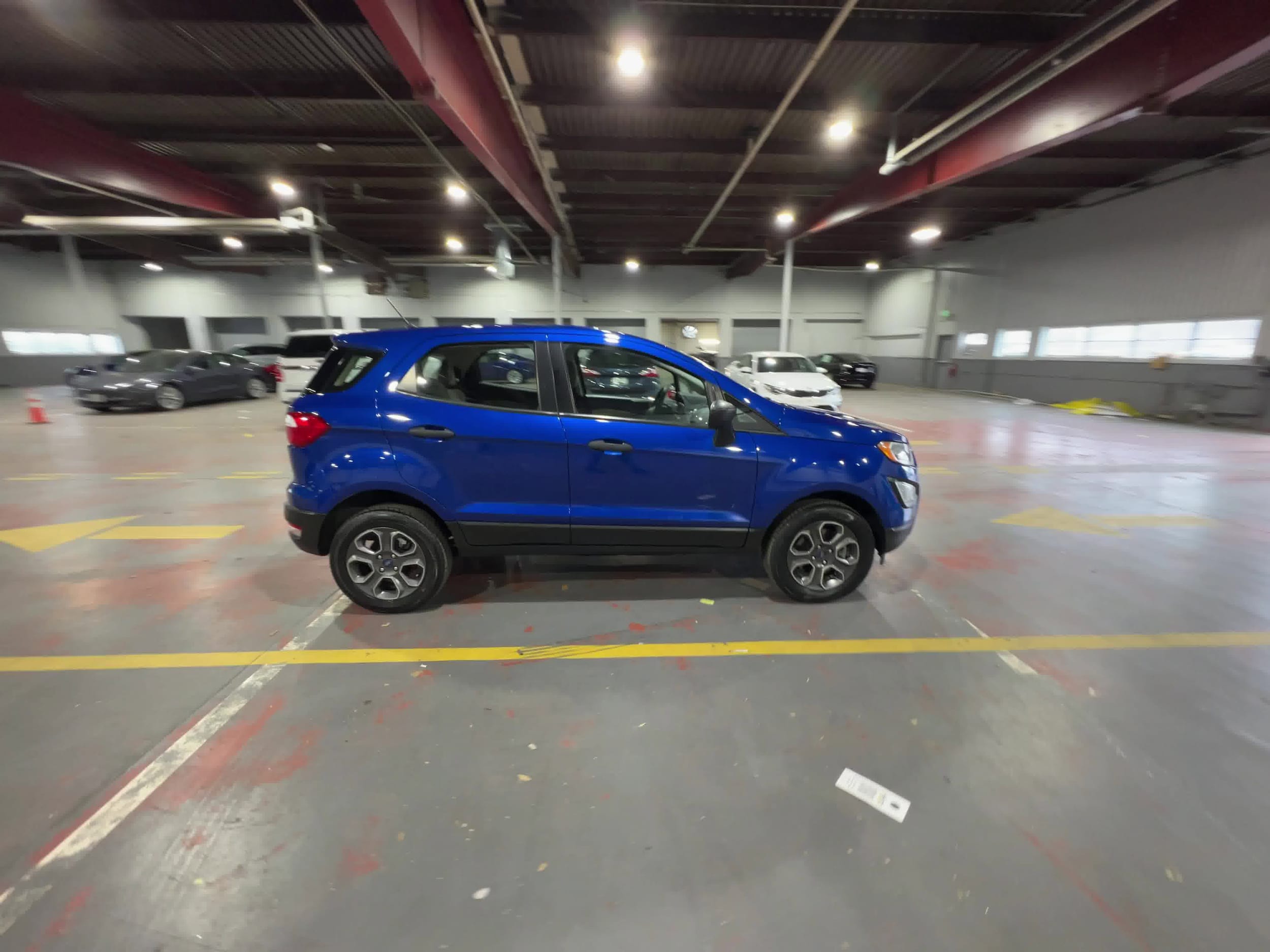 2018 Ford EcoSport S 16