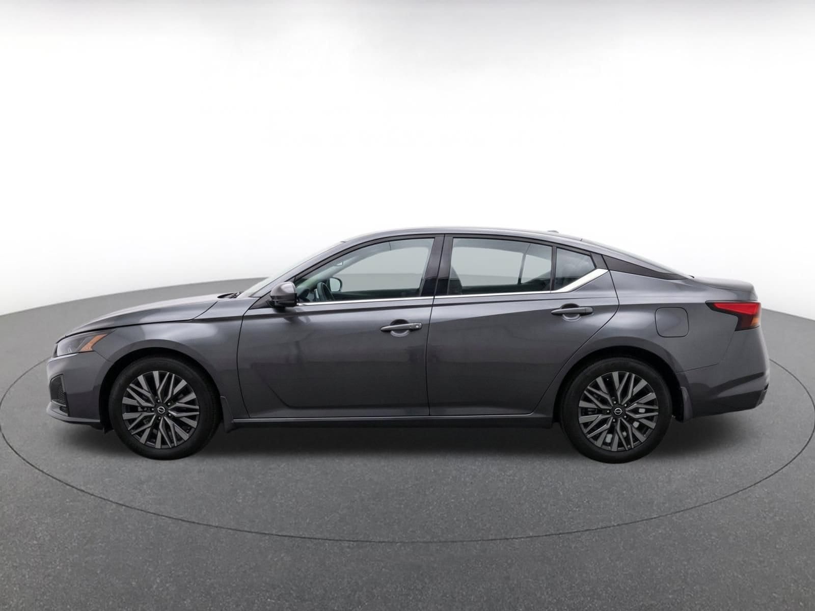 Thumbnail: 2026 Nissan Altima - 4