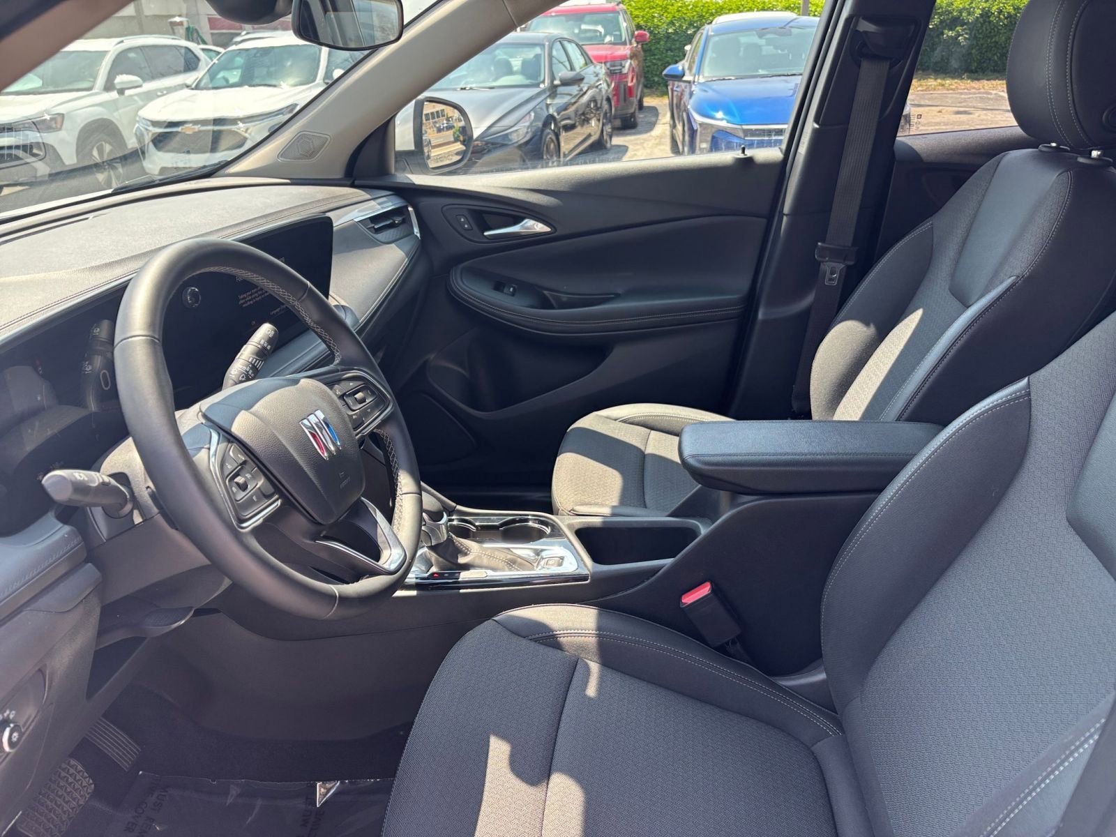 Thumbnail: 2025 Buick Encore GX - 22