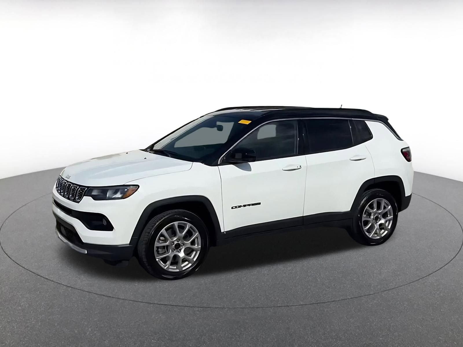 Thumbnail: 2025 Jeep Compass - 8
