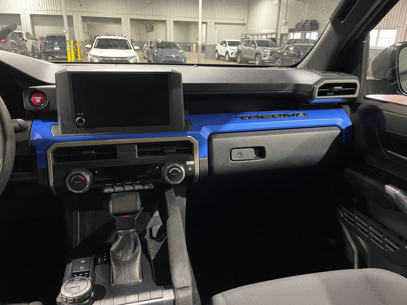 Thumbnail: 2025 Toyota Tacoma - 33