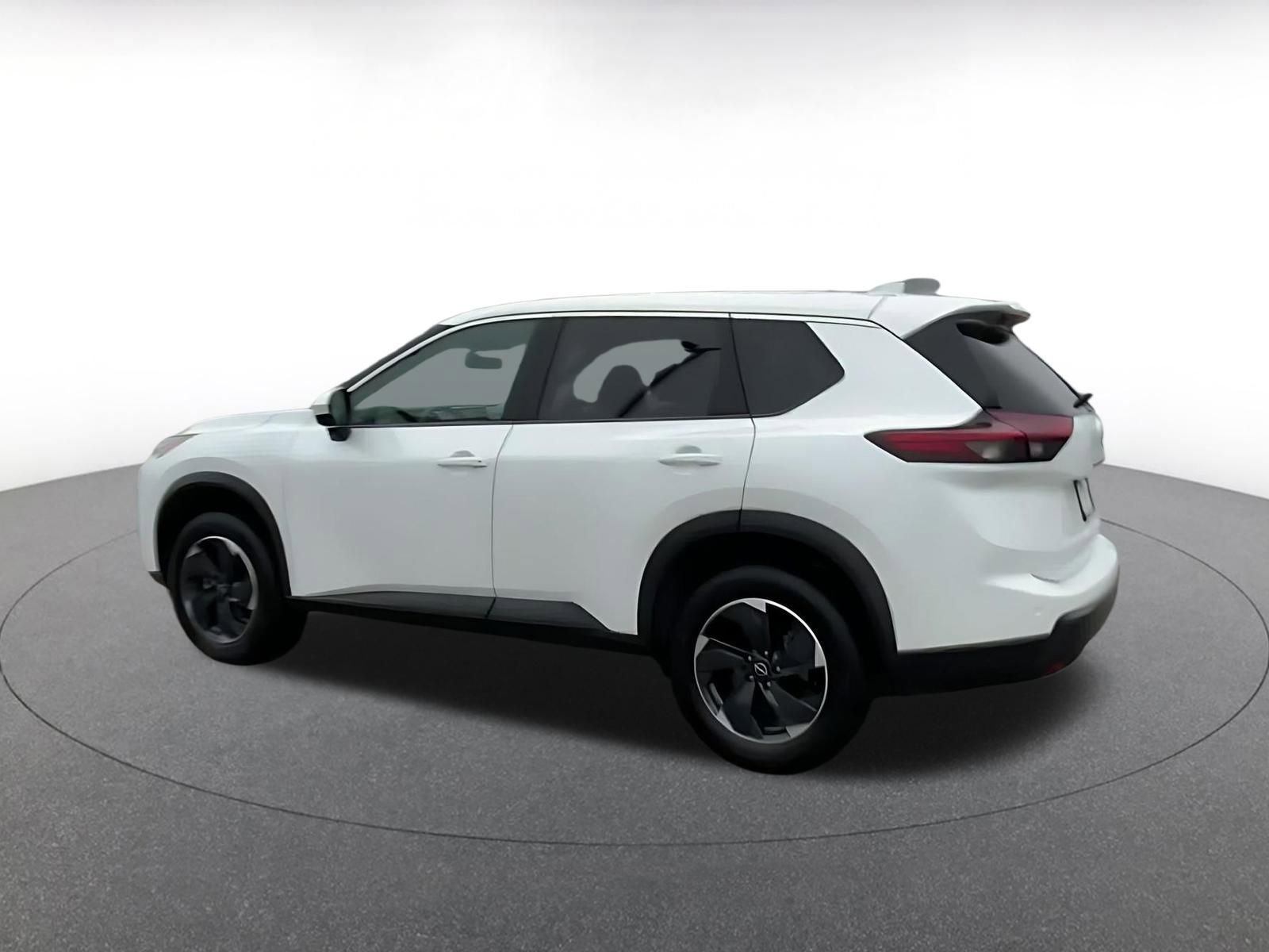 Thumbnail: 2025 Nissan Rogue - 10