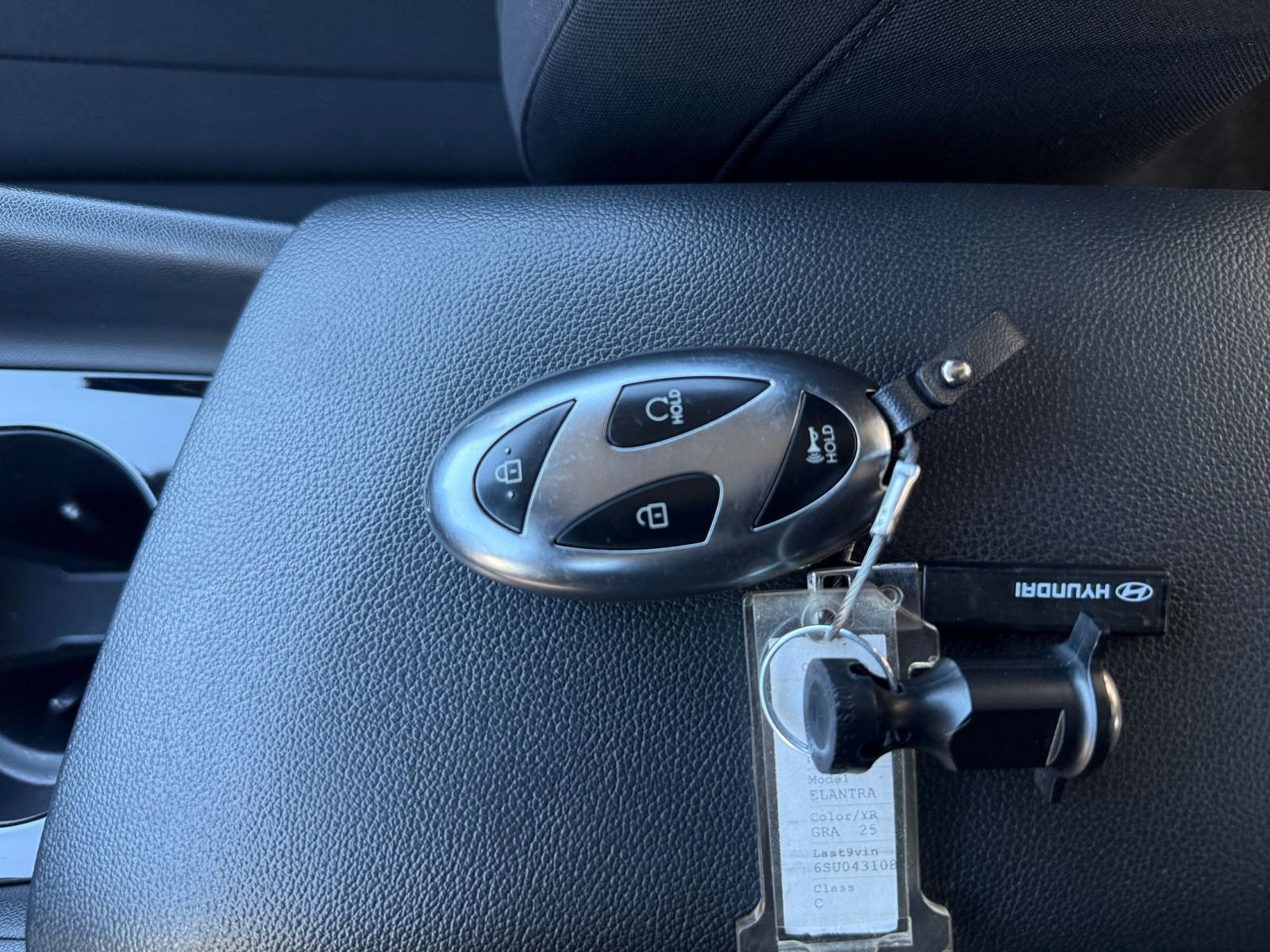 Thumbnail: 2025 Hyundai Elantra - 18