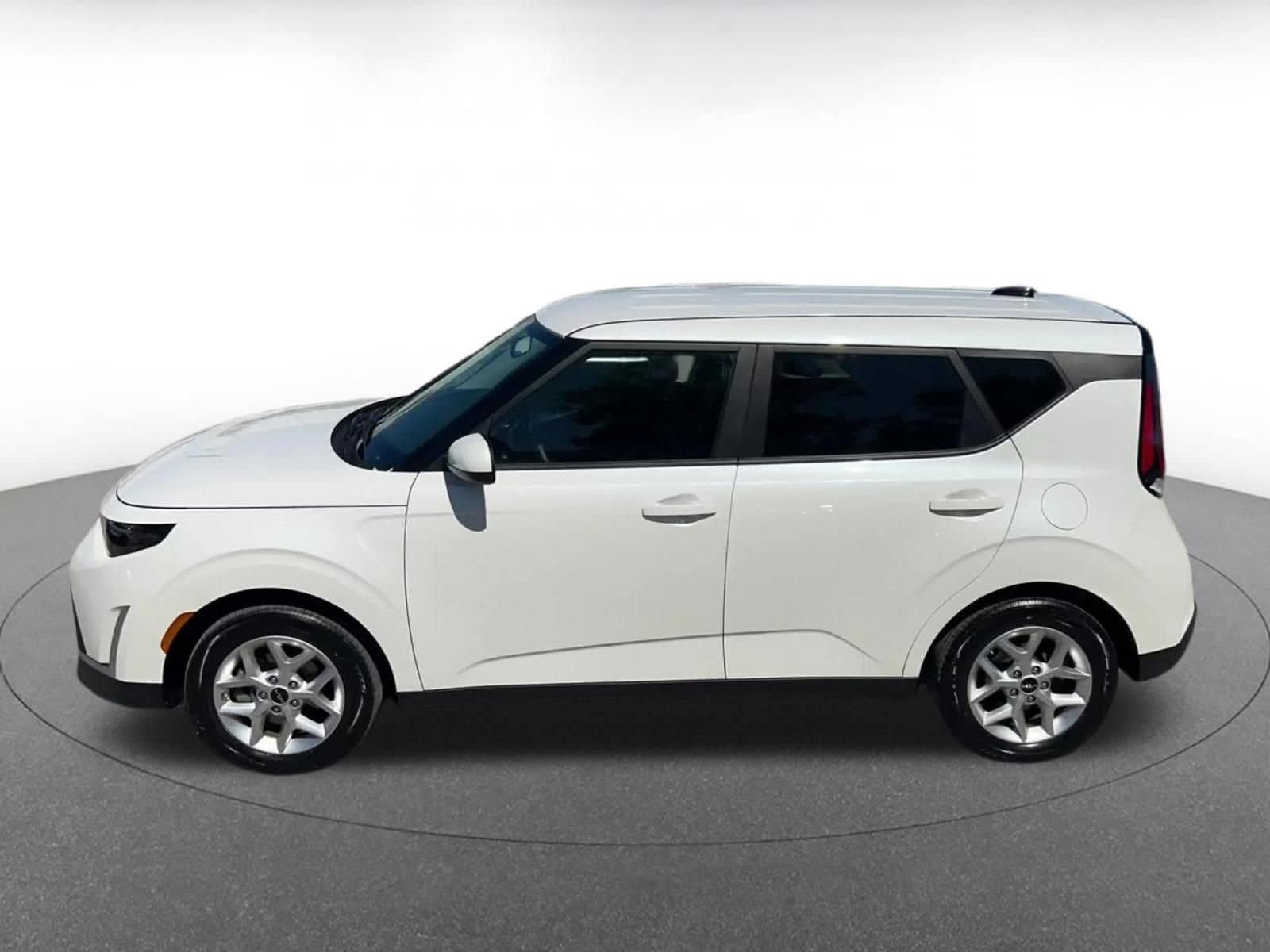 Thumbnail: 2025 Kia Soul - 9