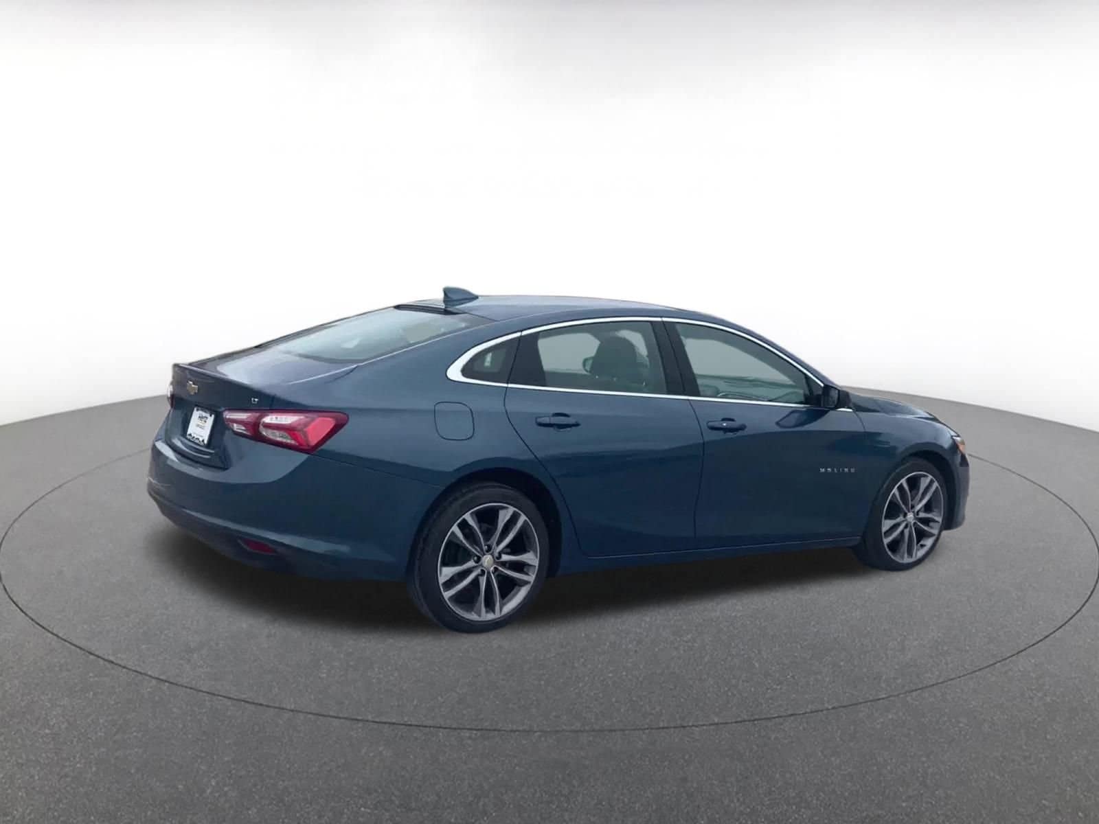 Thumbnail: 2024 Chevrolet Malibu - 14