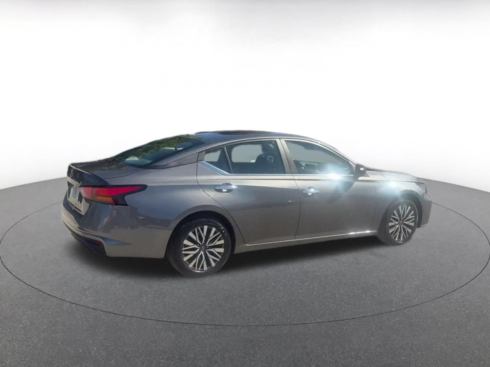 Thumbnail: 2025 Nissan Altima - 14