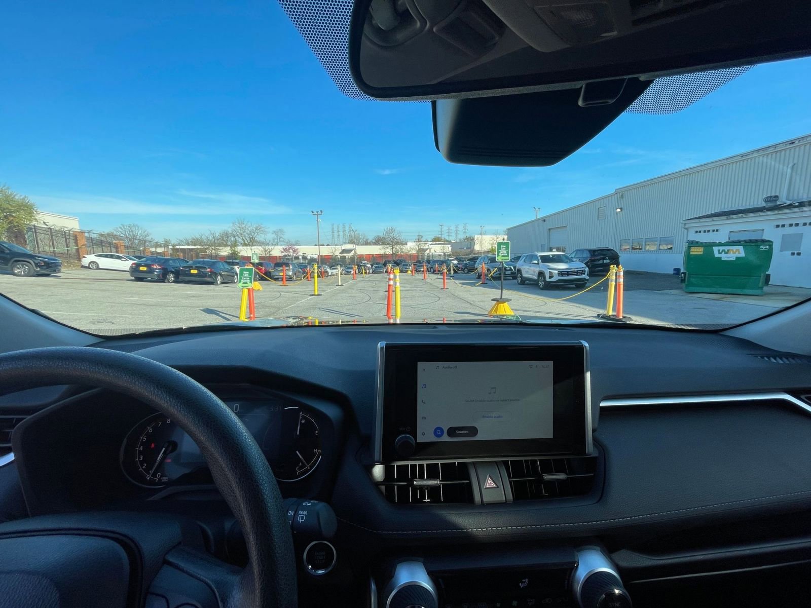 Thumbnail: 2025 Toyota RAV4 - 28