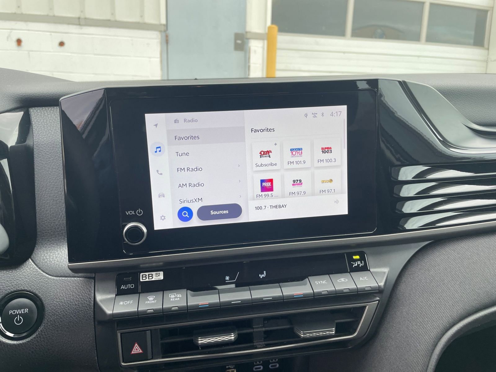 Thumbnail: 2025 Toyota Camry - 21