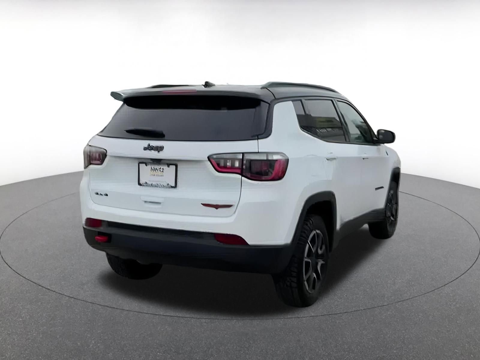 Thumbnail: 2025 Jeep Compass - 14