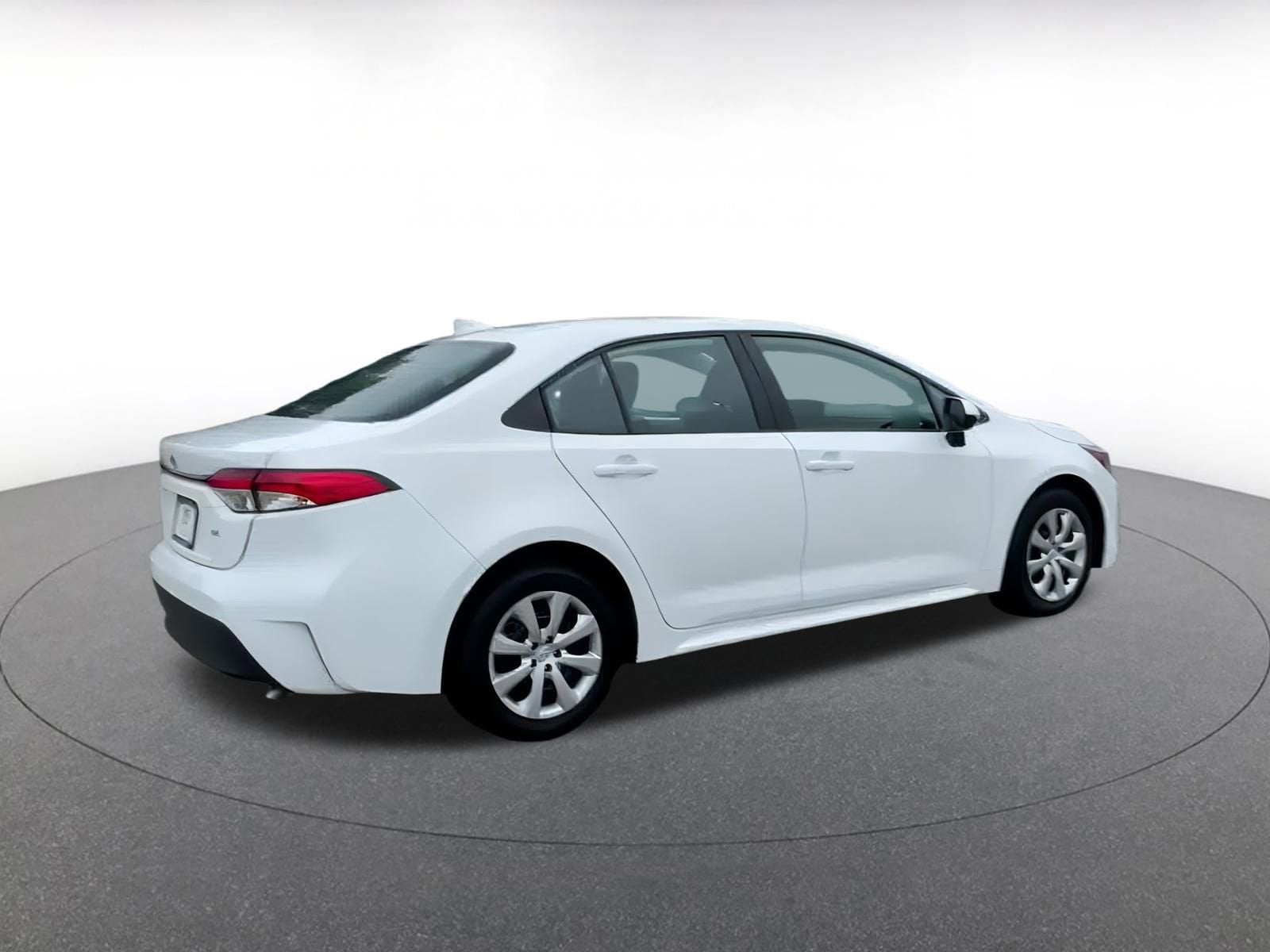 Thumbnail: 2024 Toyota Corolla - 15