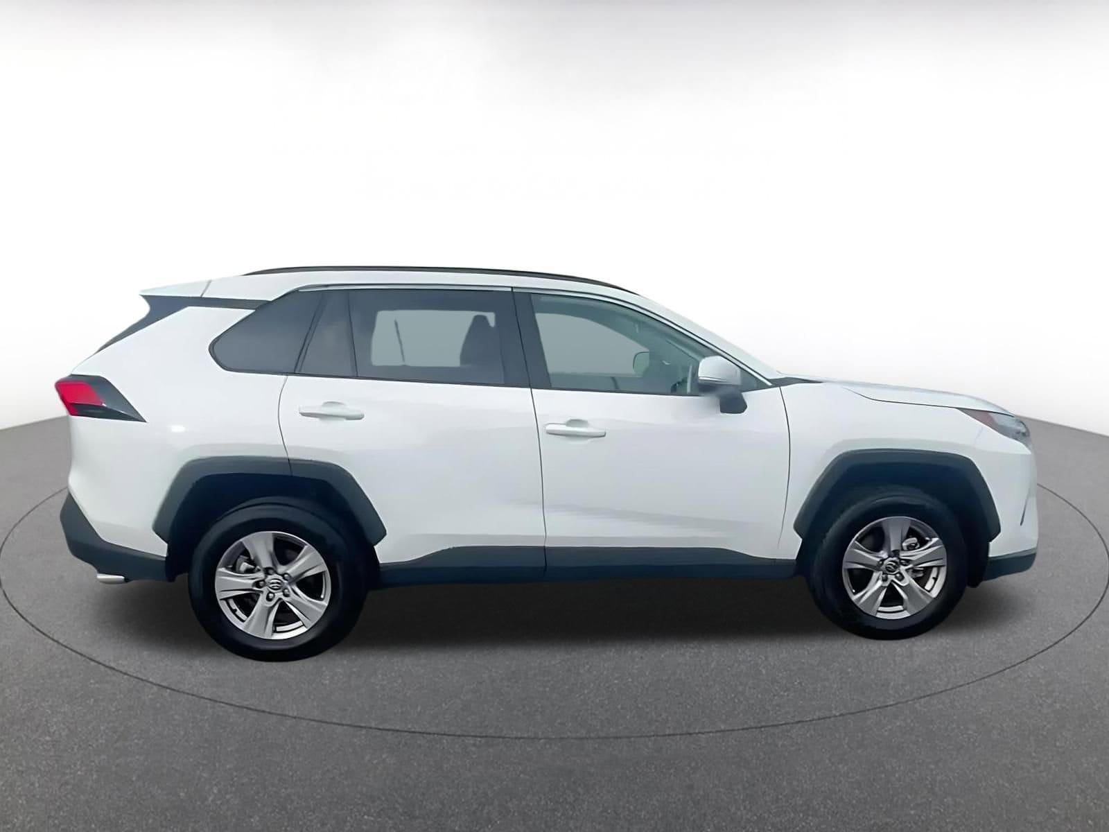 Thumbnail: 2025 Toyota RAV4 - 16