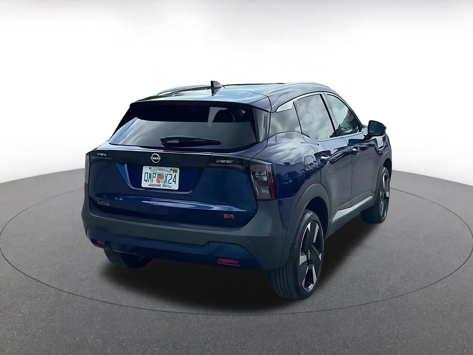 Thumbnail: 2026 Nissan Kicks - 12