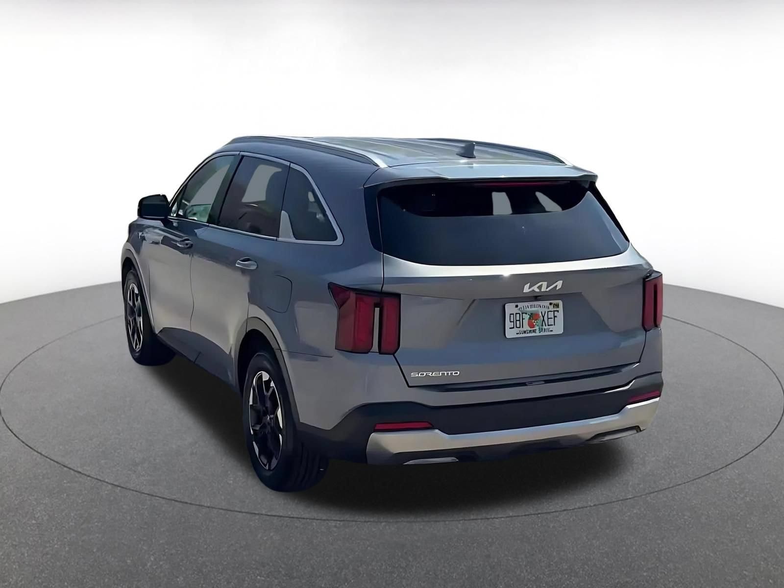 Thumbnail: 2024 Kia Sorento - 11