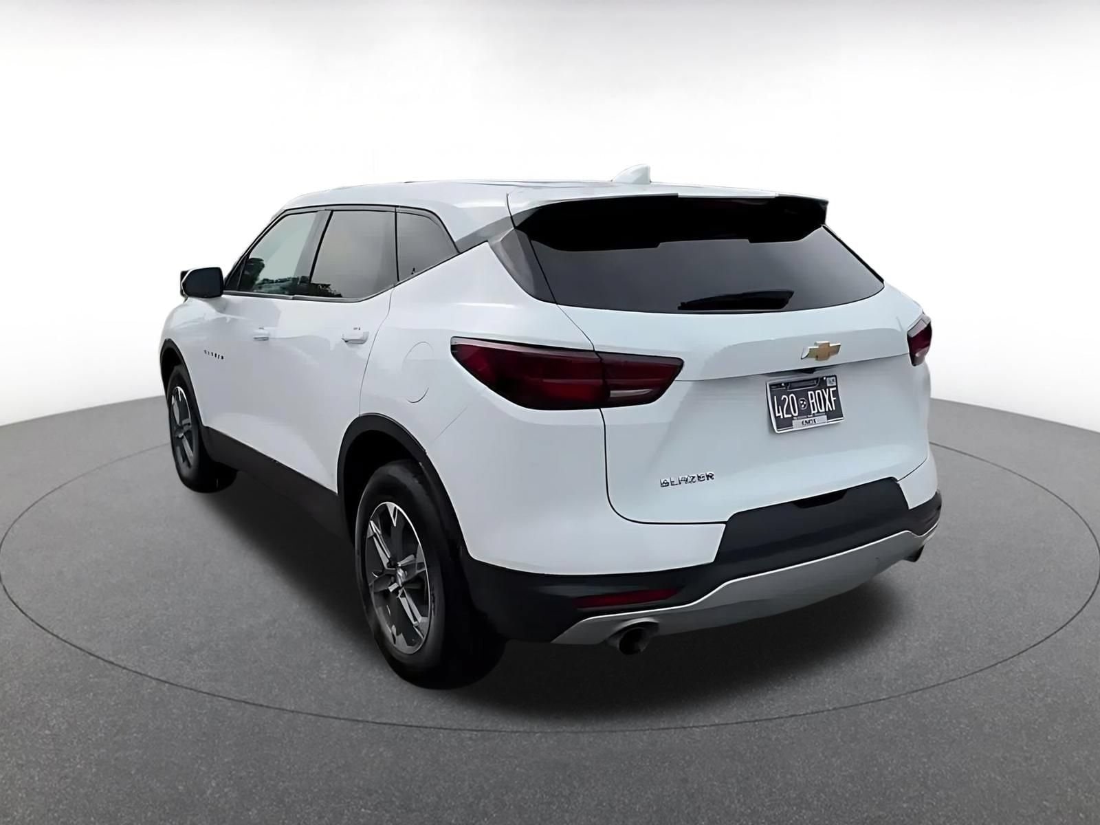 Thumbnail: 2026 Chevrolet Blazer - 10