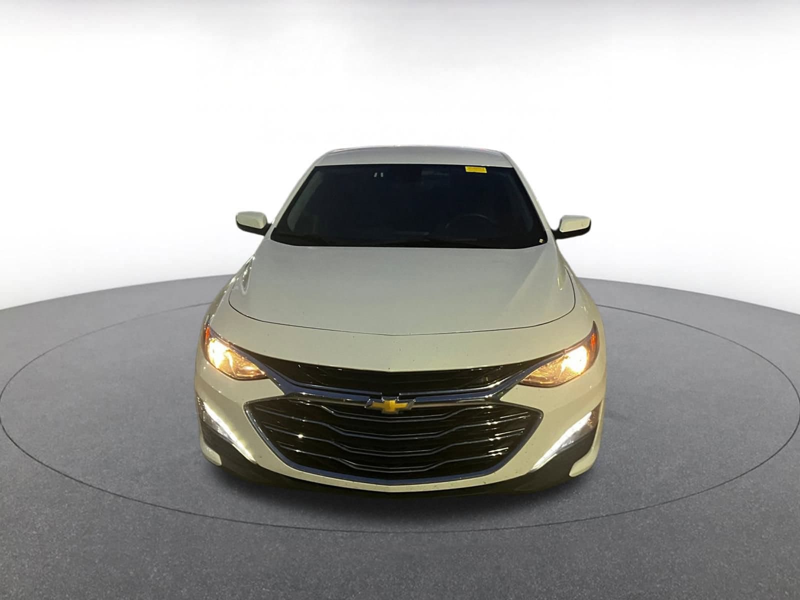 Thumbnail: 2023 Chevrolet Malibu - 2