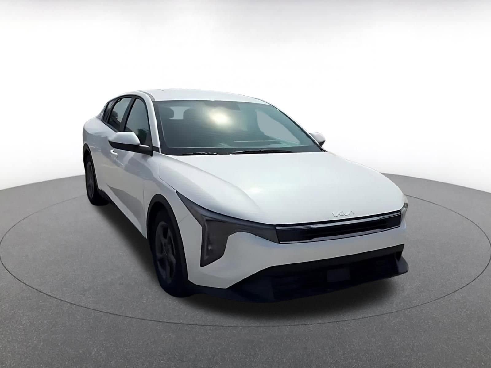 Thumbnail: 2025 Kia K4 - 3