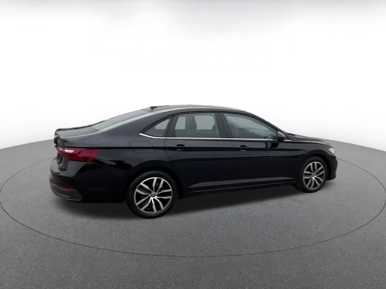 Thumbnail: 2025 Volkswagen Jetta - 7