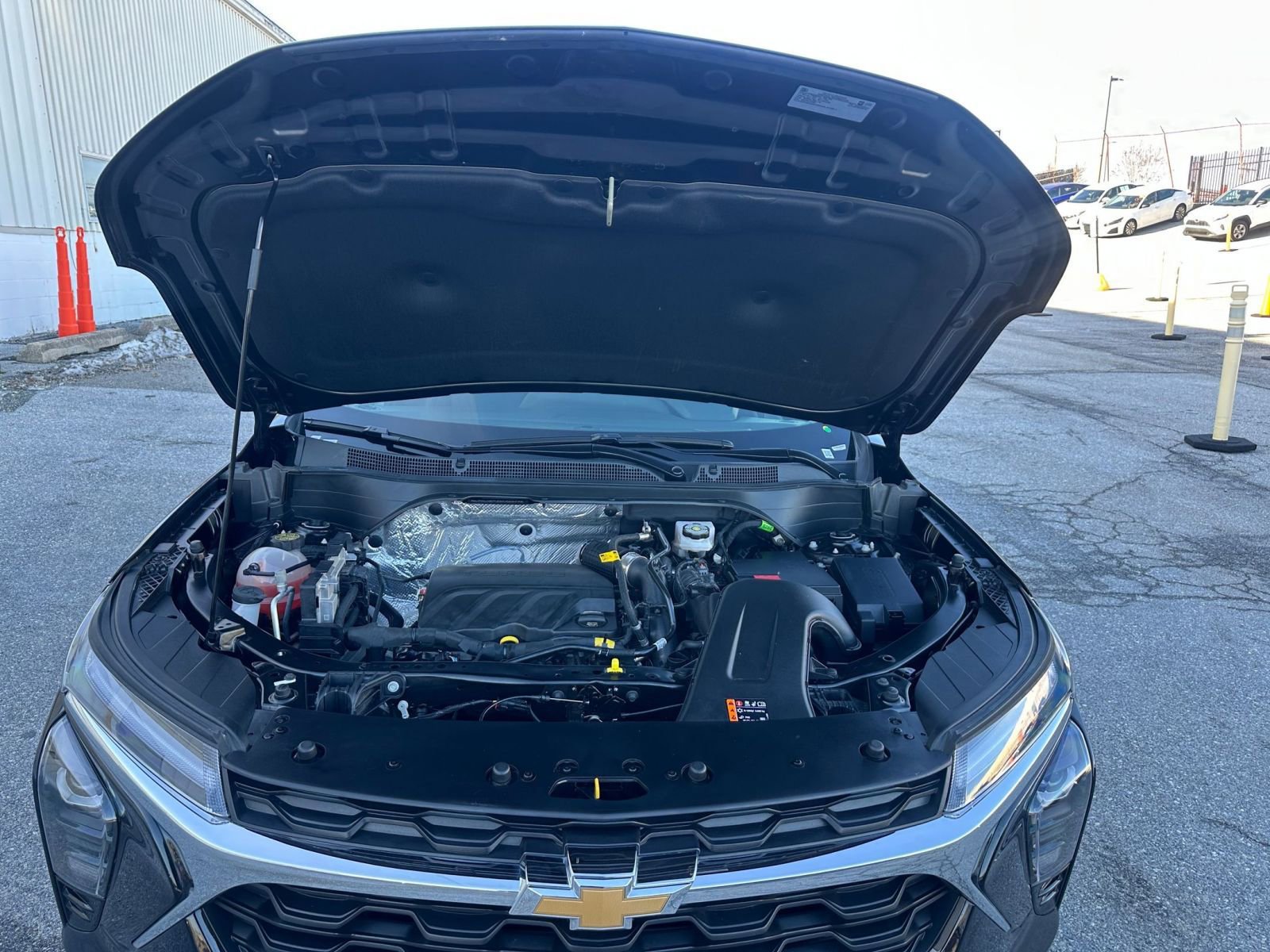 Thumbnail: 2025 Chevrolet Trax - 30