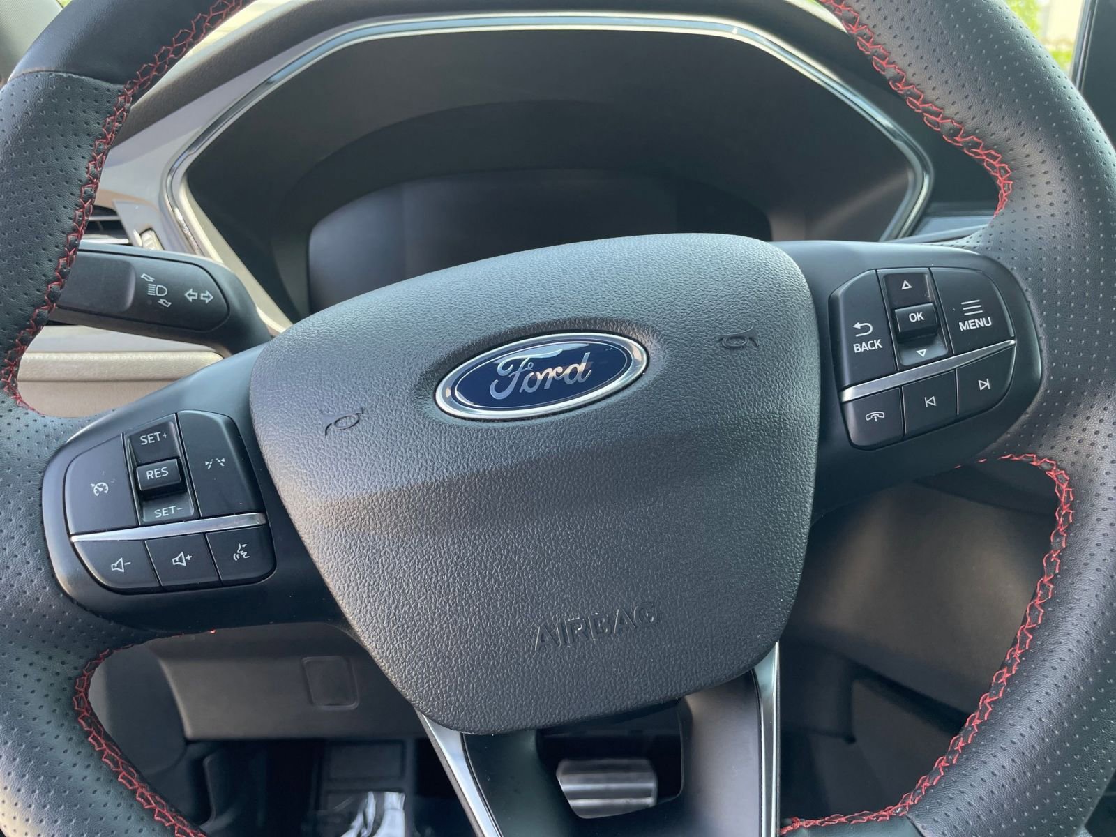Thumbnail: 2024 Ford Escape - 28