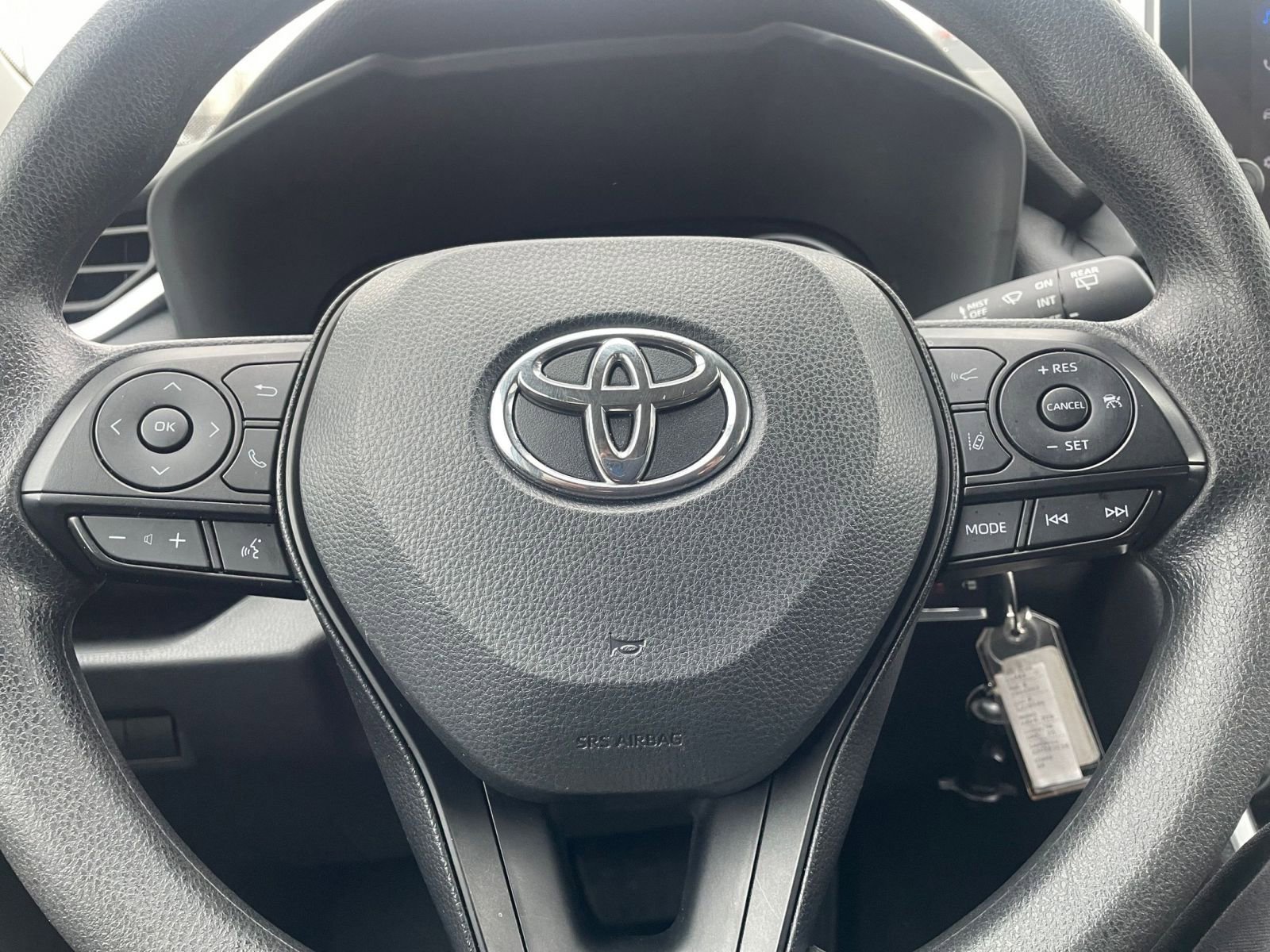 Thumbnail: 2025 Toyota RAV4 - 27