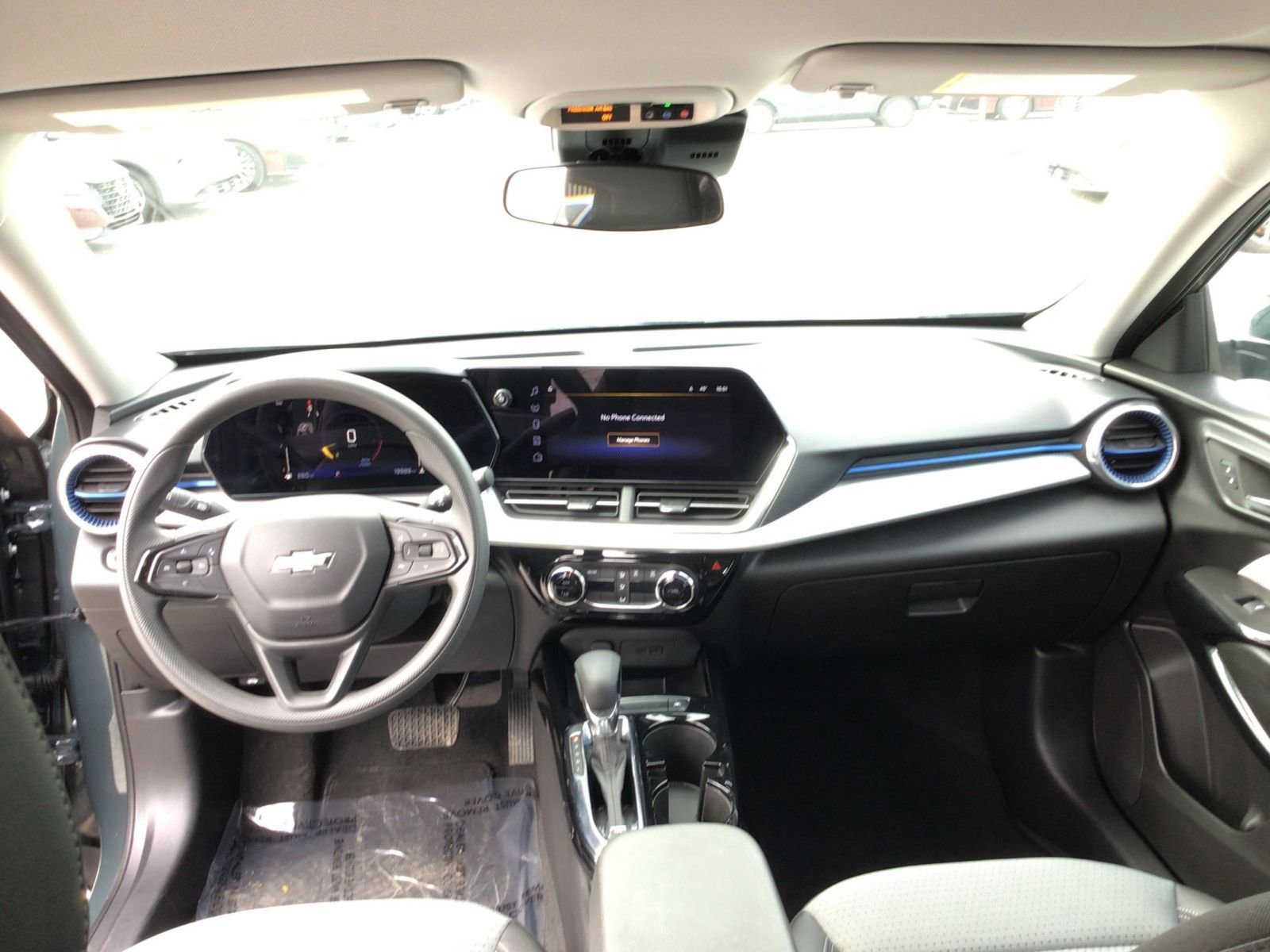 Thumbnail: 2025 Chevrolet Trax - 32