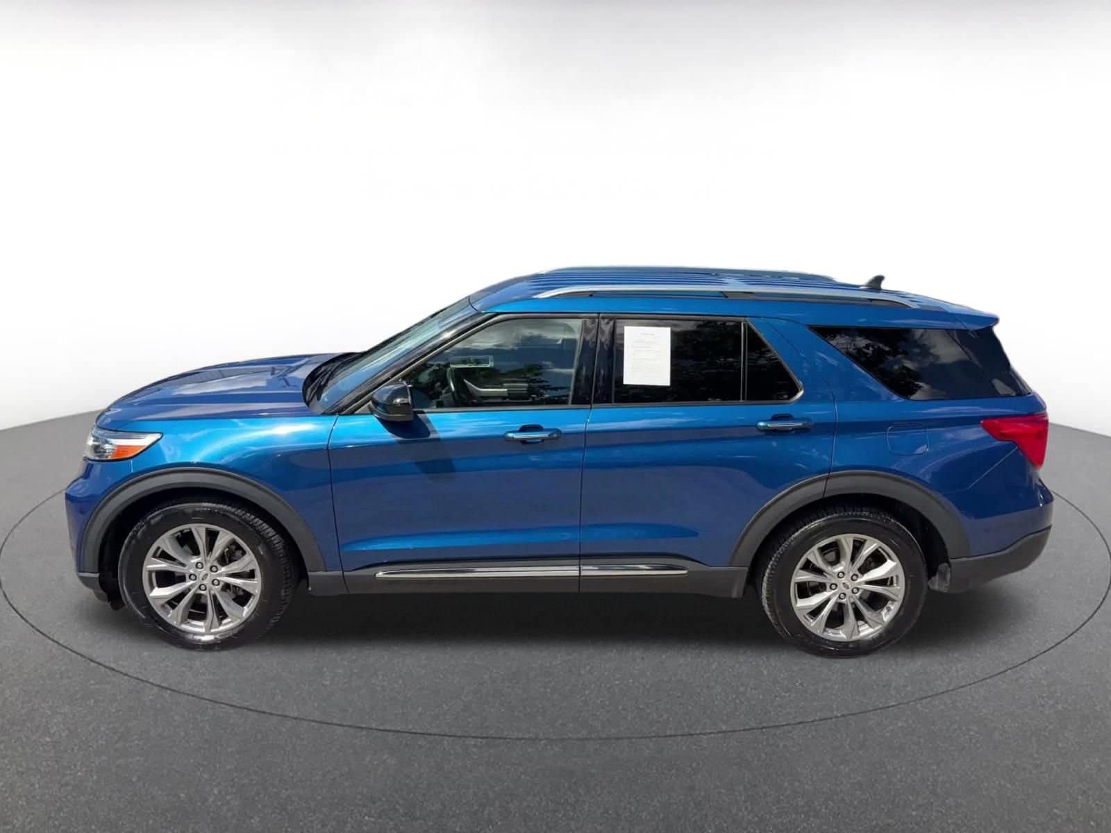 Thumbnail: 2023 Ford Explorer - 8